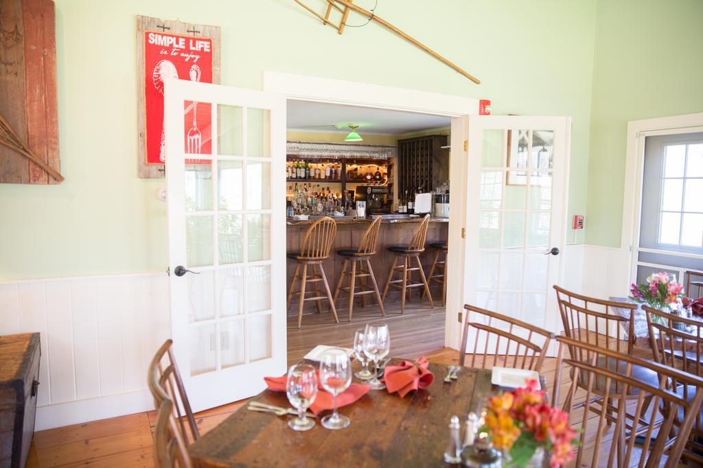 The Red Clover Inn Mendon Екстериор снимка